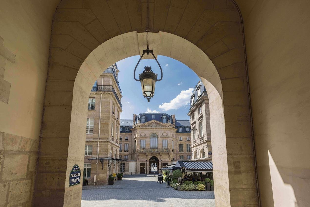 Grand Hôtel du Palais Royal | Place Valois